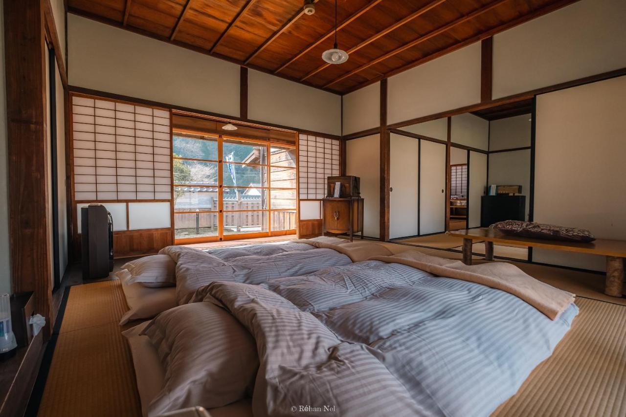 Вилла Japan'S Oldest Remaining Company Housing Asago Экстерьер фото