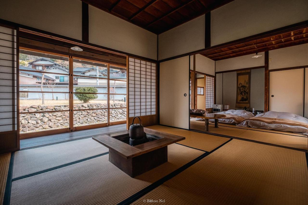 Вилла Japan'S Oldest Remaining Company Housing Asago Экстерьер фото