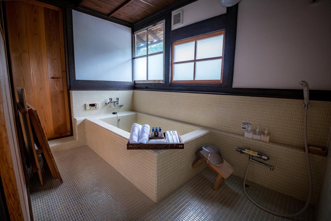 Вилла Japan'S Oldest Remaining Company Housing Asago Экстерьер фото