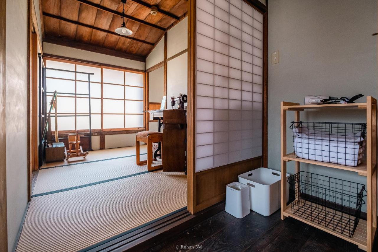 Вилла Japan'S Oldest Remaining Company Housing Asago Экстерьер фото