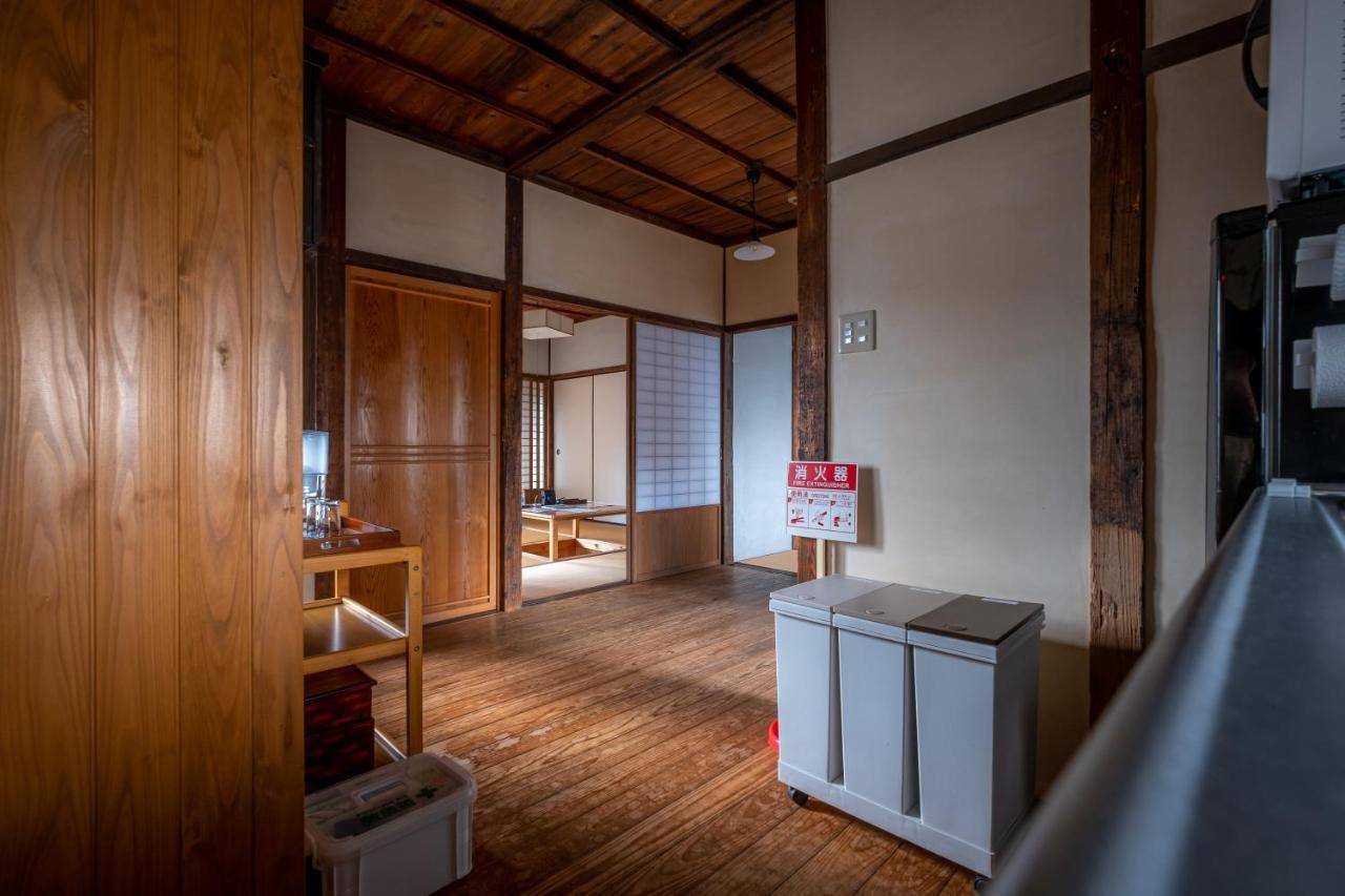 Вилла Japan'S Oldest Remaining Company Housing Asago Экстерьер фото