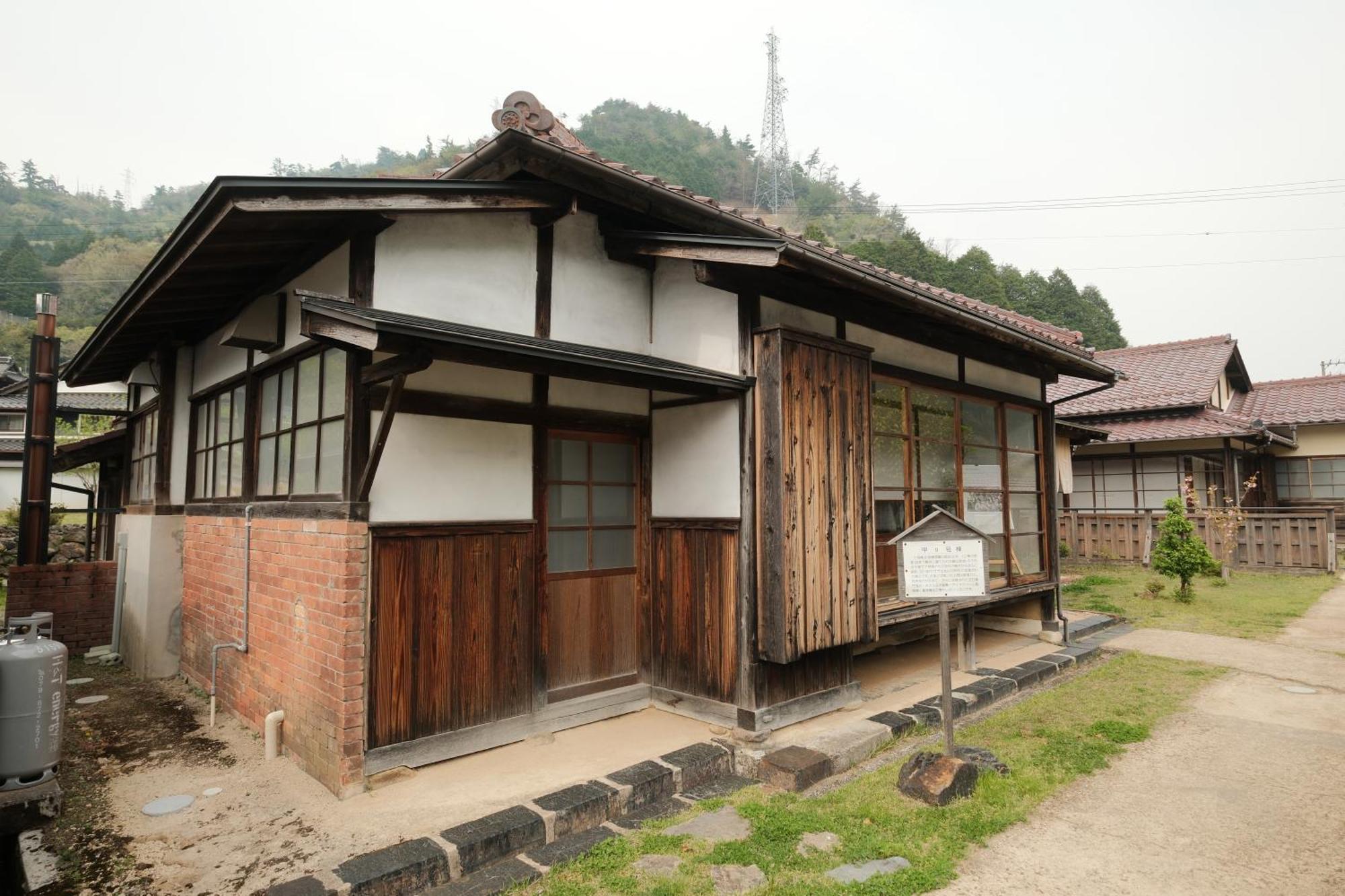 Вилла Japan'S Oldest Remaining Company Housing Asago Экстерьер фото