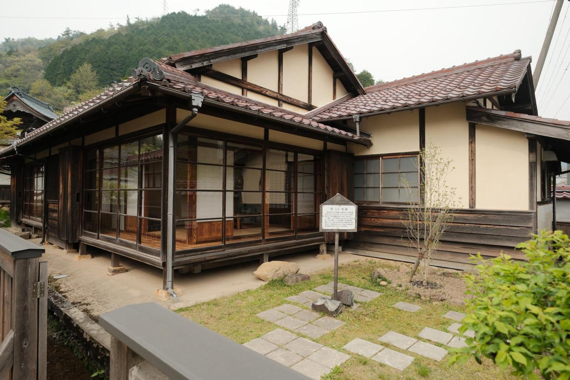 Вилла Japan'S Oldest Remaining Company Housing Asago Экстерьер фото